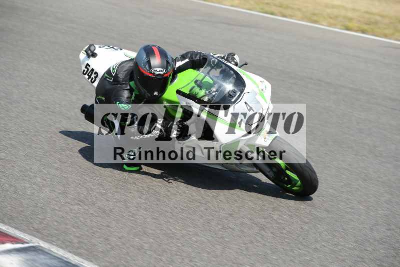 /Archiv-2023/28 05.06.2023 Moto Club Anneau du Rhin/vert-medium/4